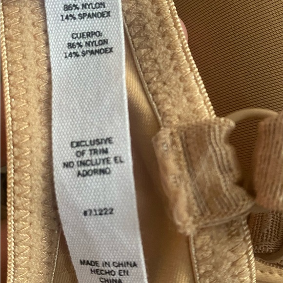 Steve Madden Women's Demi Logo-Strap T-Shirt Bra SM12153, Praline, Size 32B - Picture 3 of 5